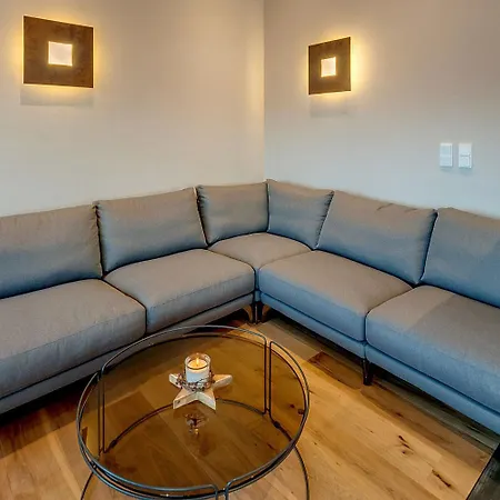 Διαμέρισμα Luis Oberndorf in Tirol